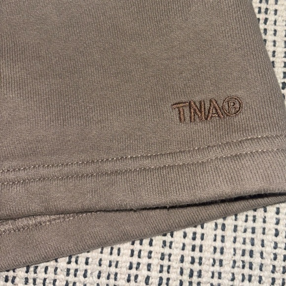 TNA Shorts - Picture 2 of 5